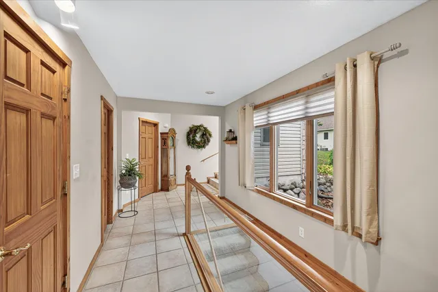 $875,000 | 8580 215th Street North, Forest Lake, MN 55025