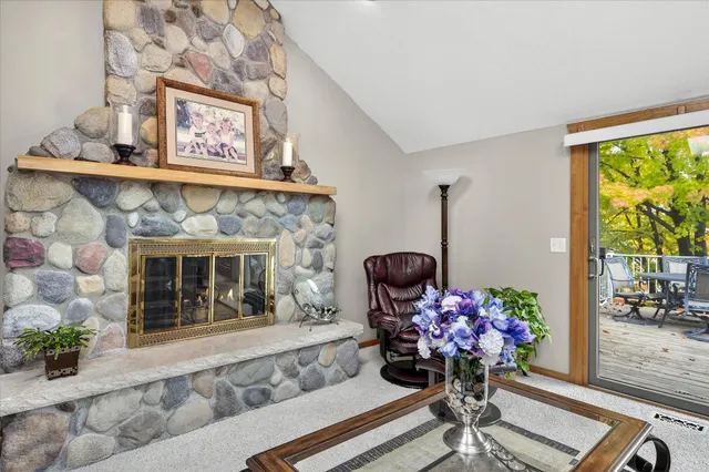 $875,000 | 8580 215th Street North, Forest Lake, MN 55025