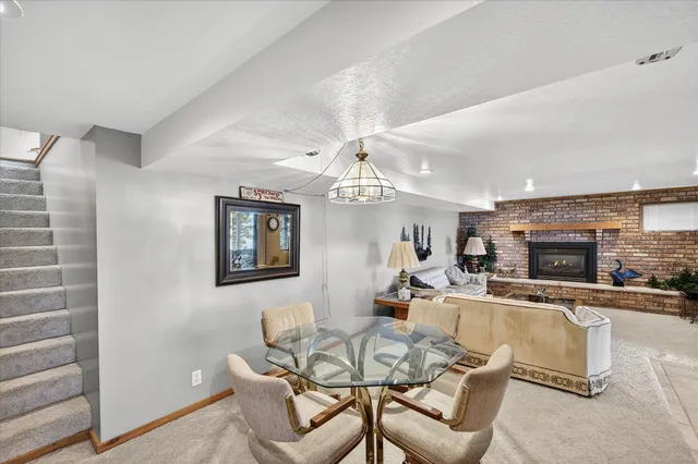 $875,000 | 8580 215th Street North, Forest Lake, MN 55025