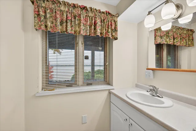 $875,000 | 8580 215th Street North, Forest Lake, MN 55025