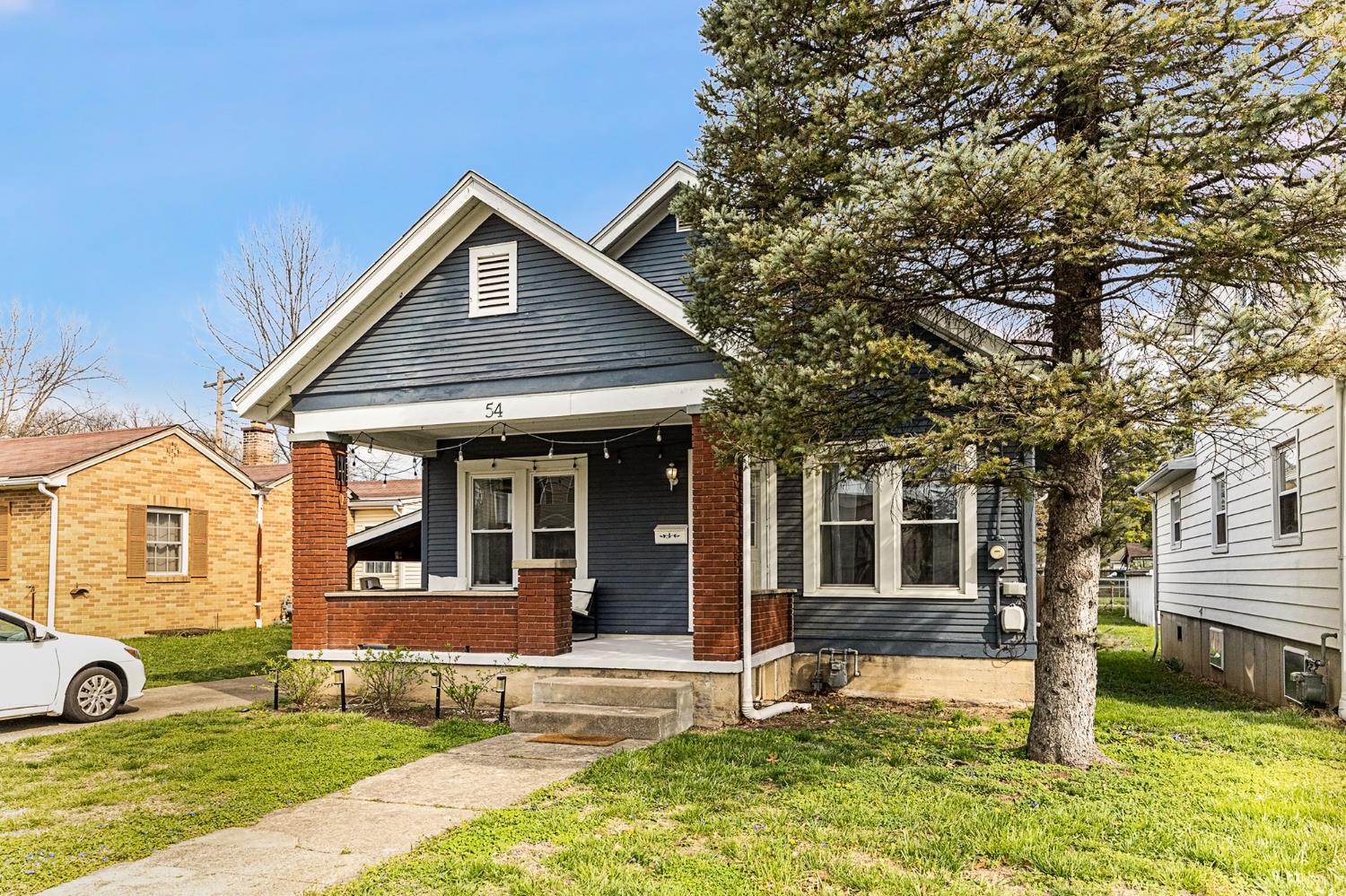 54 Probasco Street Lawrenceburg, IN 47025 - Photo 4 of 39