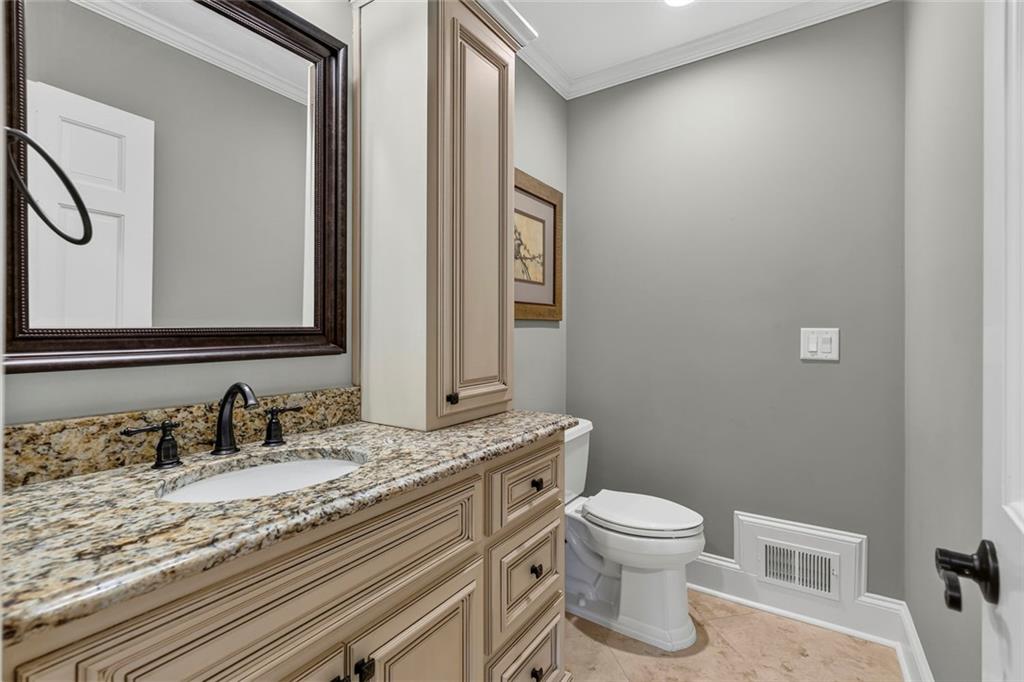 6576 Yacht Club Road Flowery Branch, GA 30542 - Photo 83 of 186
