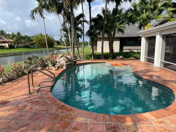 $5,600 | 7940 Southwest 173rd Terrace, Palmetto Bay, FL 33157