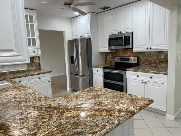 $5,600 | 7940 Southwest 173rd Terrace, Palmetto Bay, FL 33157