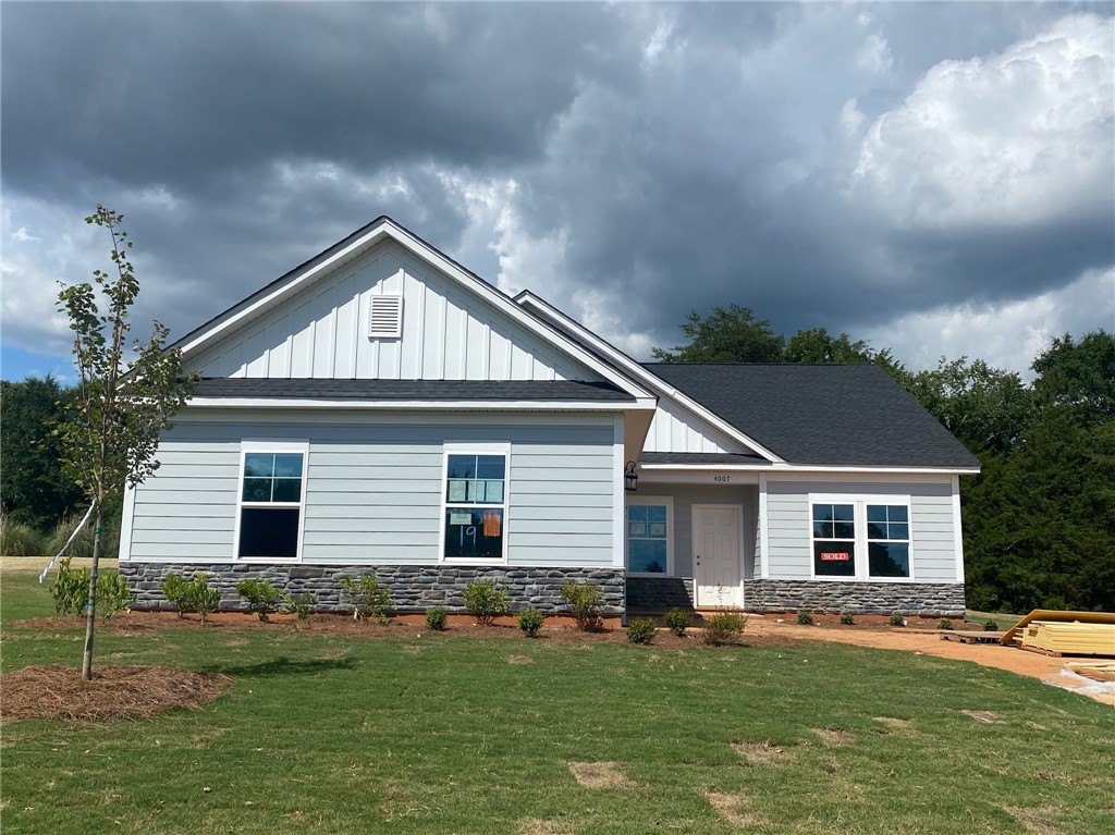 4007 Turnberry Loop Seneca, SC 29678 - Photo 1 of 3 Gallery Image 1