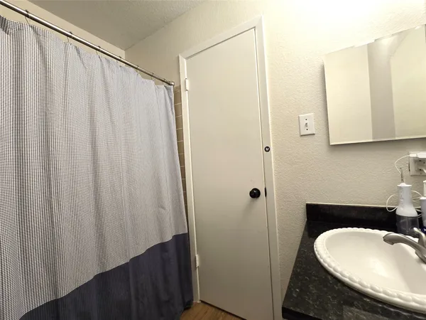 $995 | 2600 Penny Lane, Unit 212, Austin, TX 78757