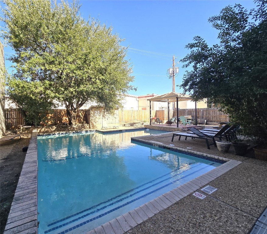 2600 Penny Lane, Unit 212 Austin, TX 78757 - Photo 29 of 35 Victoria Square Complex Community Pool