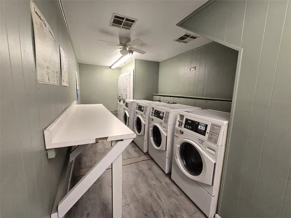 $995 | 2600 Penny Lane, Unit 212, Austin, TX 78757