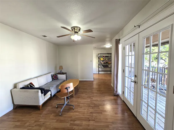 $995 | 2600 Penny Lane, Unit 212, Austin, TX 78757