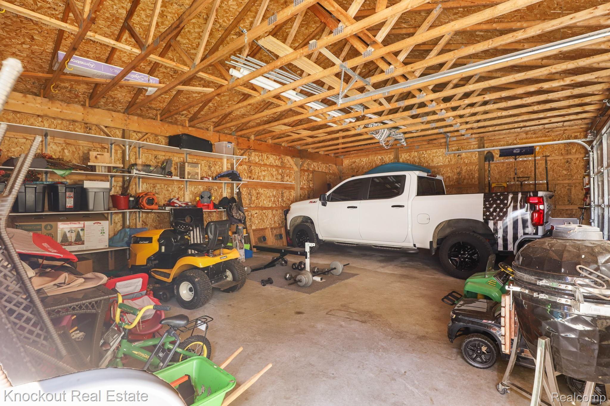 5930 Murphy Lake Road Millington, MI 48746 - Photo 32 of 49 35-web-or-mls-5930 Murphy Lake Millington - 35.jpg
