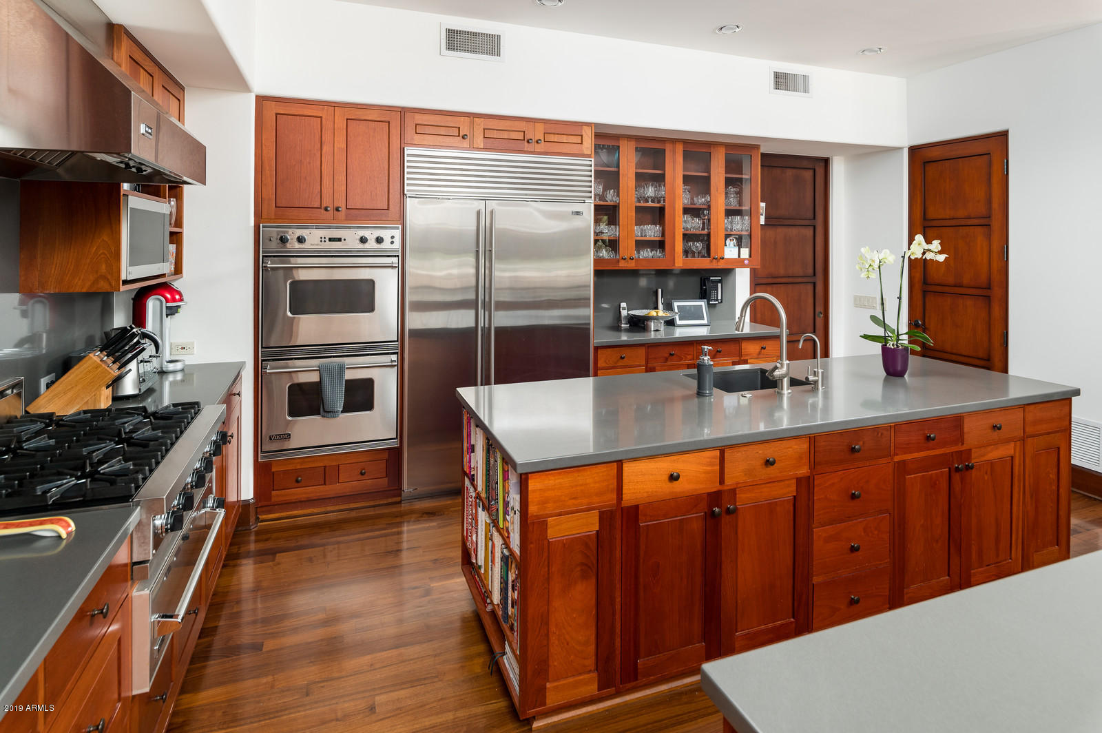 5110 East Roadrunner Road Paradise Valley, AZ 85253 - Photo 9 of 50 Kitchen with Chef appliances