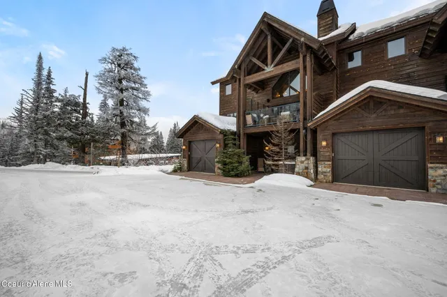 $1,375,000 | 38 Avalanche Road, Unit 1, Sandpoint, ID 83864
