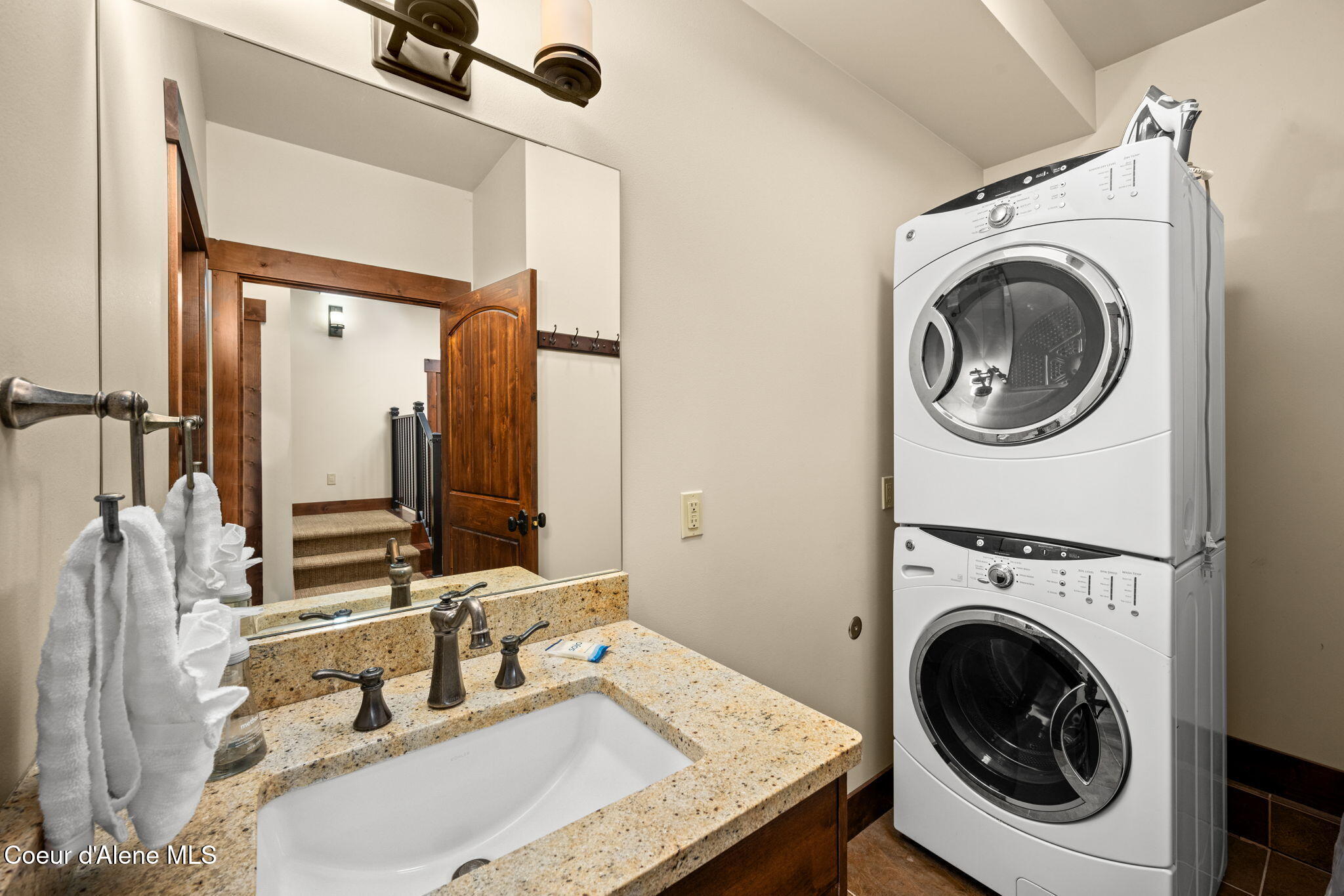 38 Avalanche Road, Unit 1 Sandpoint, ID 83864 - Photo 19 of 44 25-web-or-mls-DSC_7966