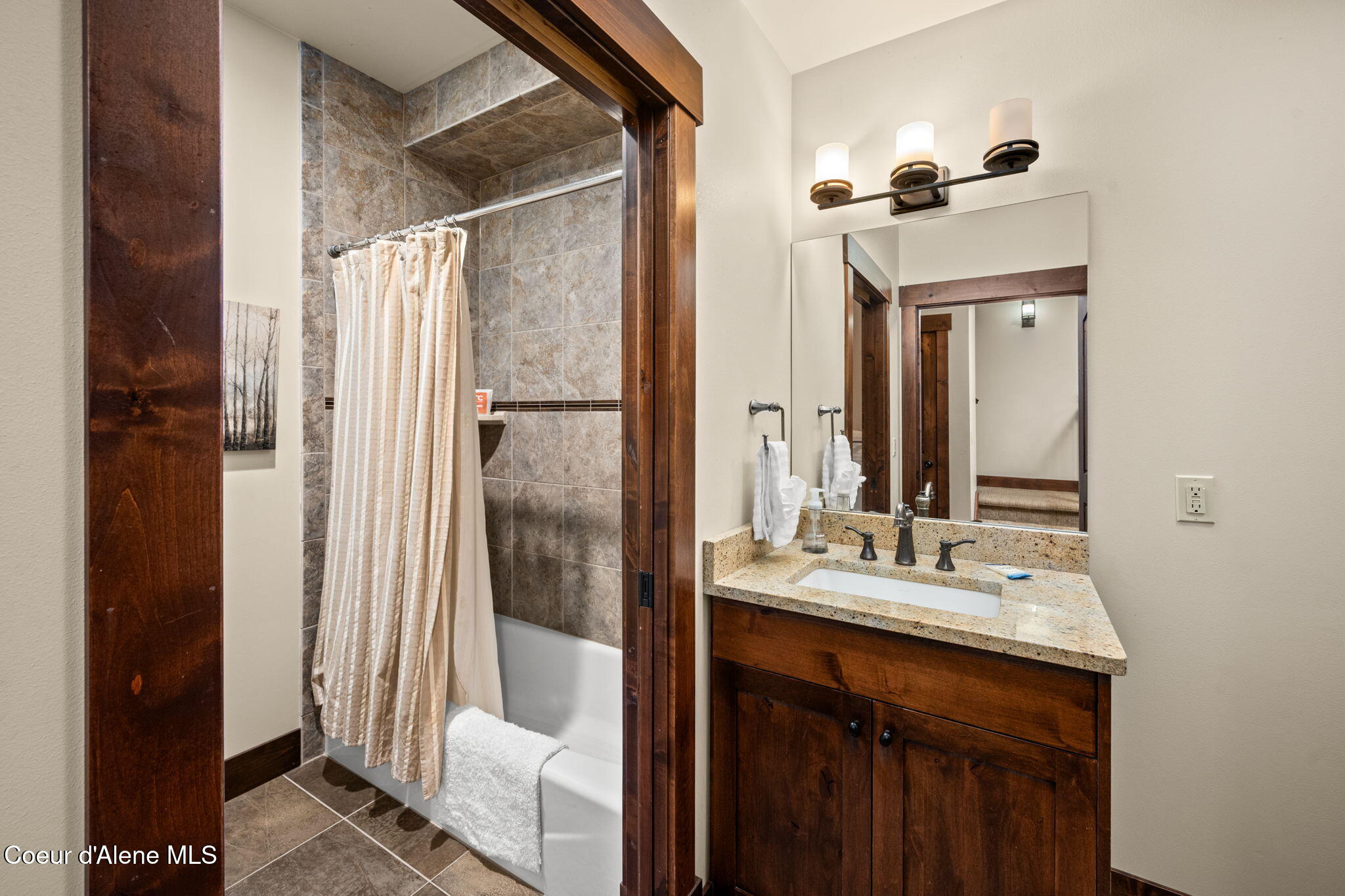 38 Avalanche Road, Unit 1 Sandpoint, ID 83864 - Photo 20 of 44 24-web-or-mls-DSC_7959