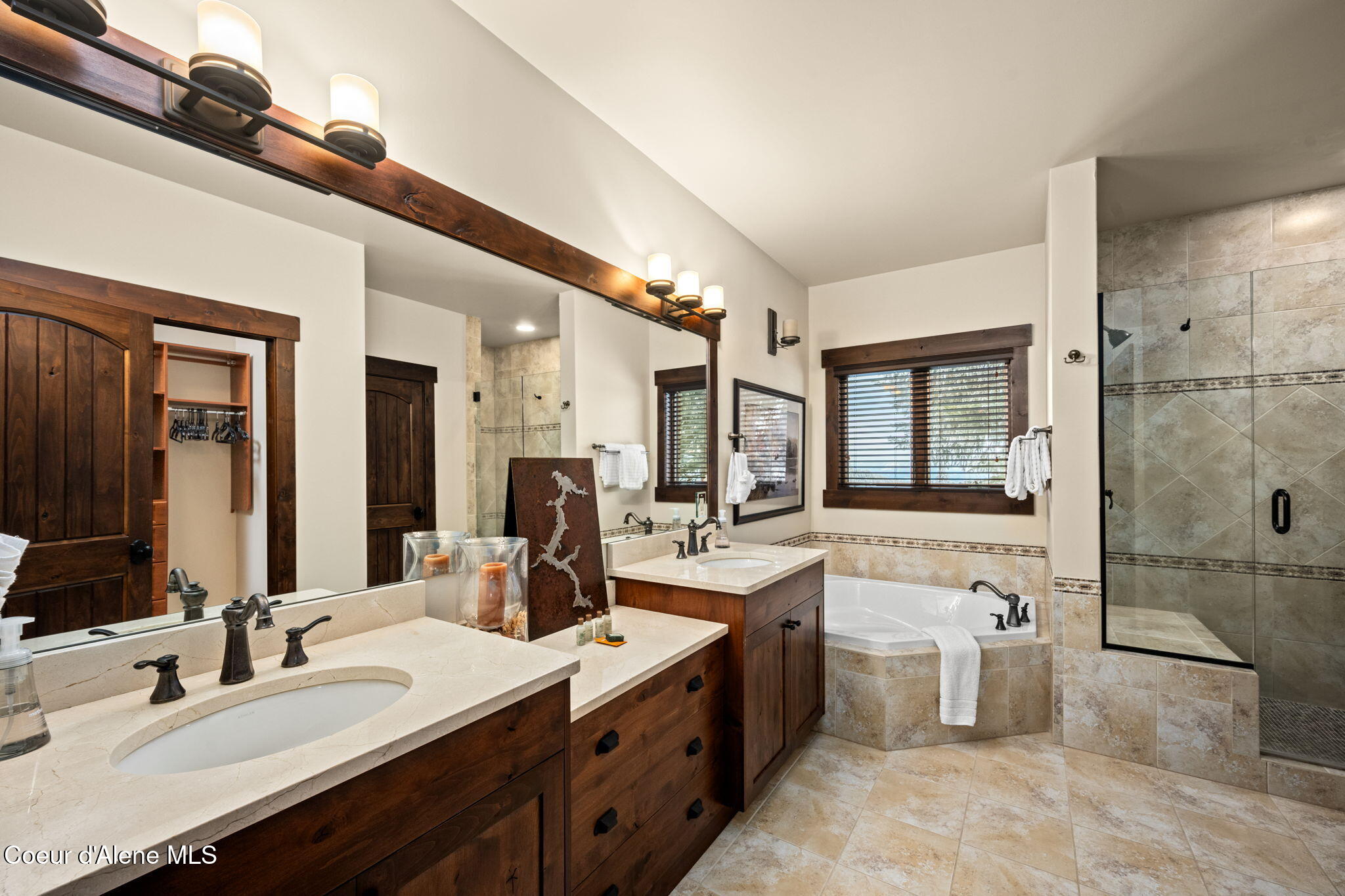 38 Avalanche Road, Unit 1 Sandpoint, ID 83864 - Photo 35 of 44 39-web-or-mls-DSC_8069