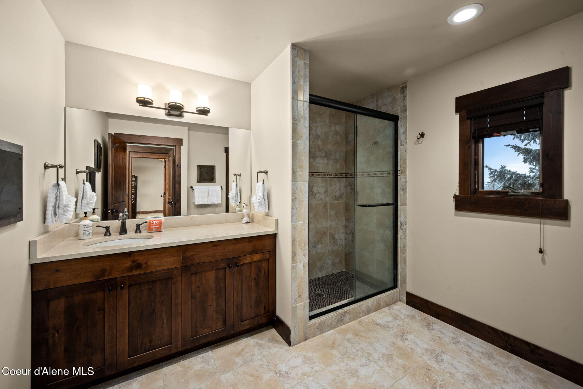 38 Avalanche Road, Unit 1 Sandpoint, ID 83864 - Photo 41 of 44 49-web-or-mls-DSC_8125