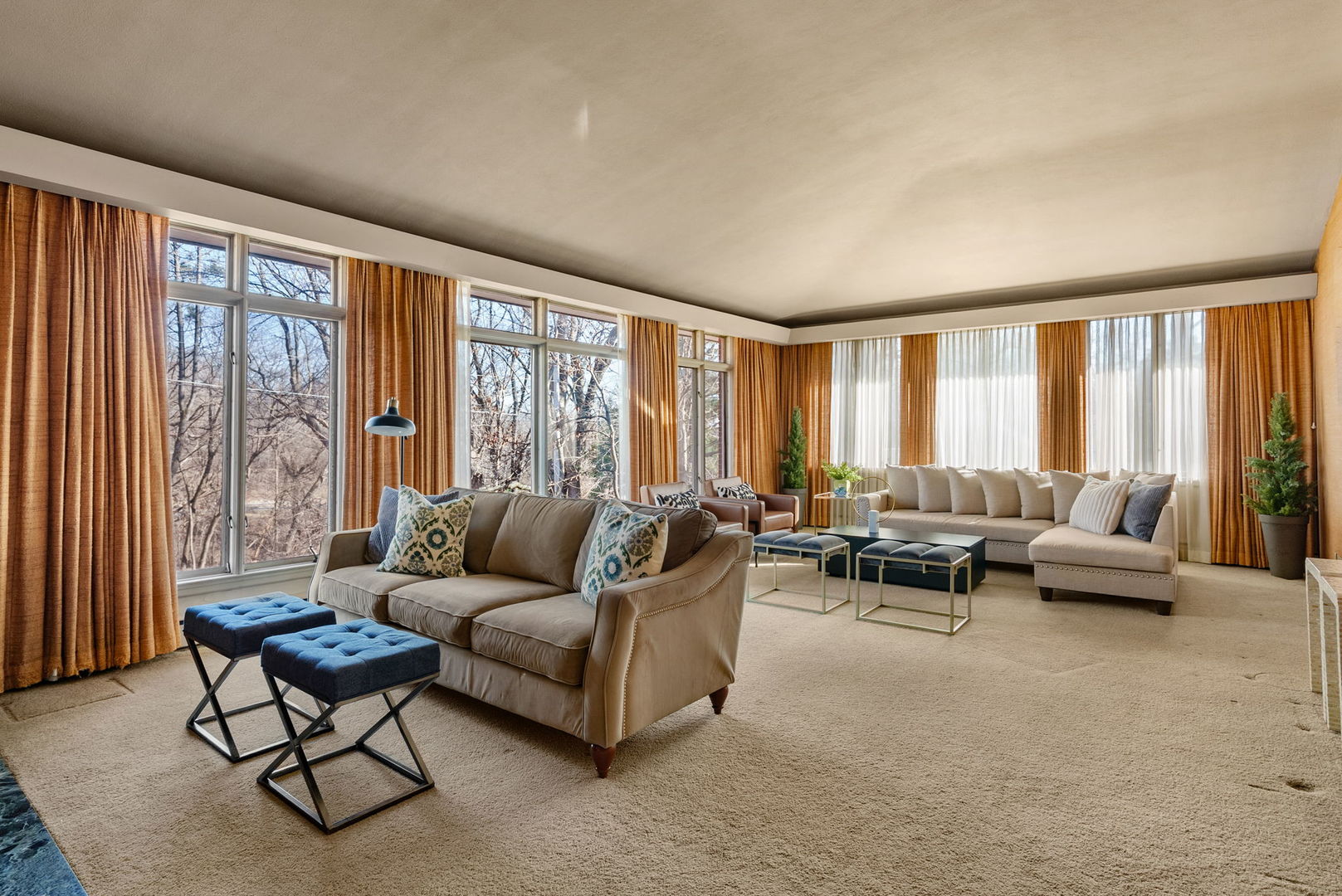 3108 26th Street Moline, IL 61265 - Photo 2 of 62 a living room with furniture and a large window