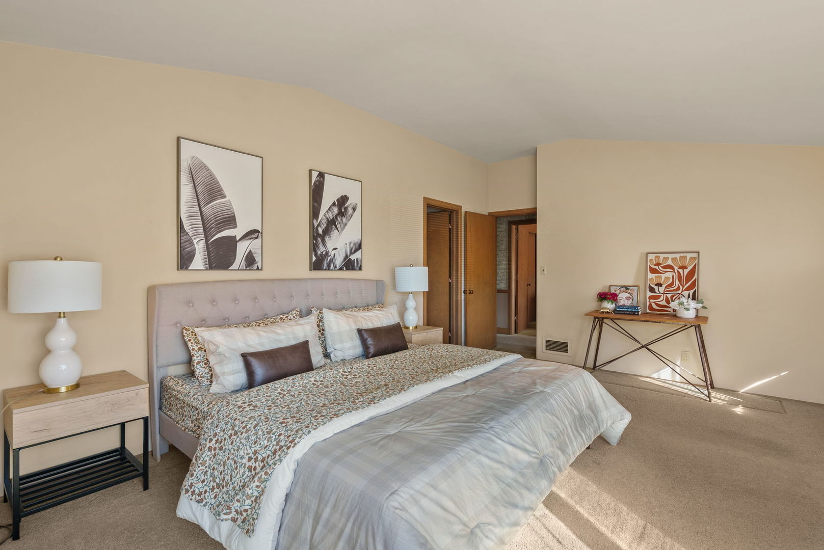 3108 26th Street Moline, IL 61265 - Photo 21 of 62 a bedroom with a bed and a painting on the wall
