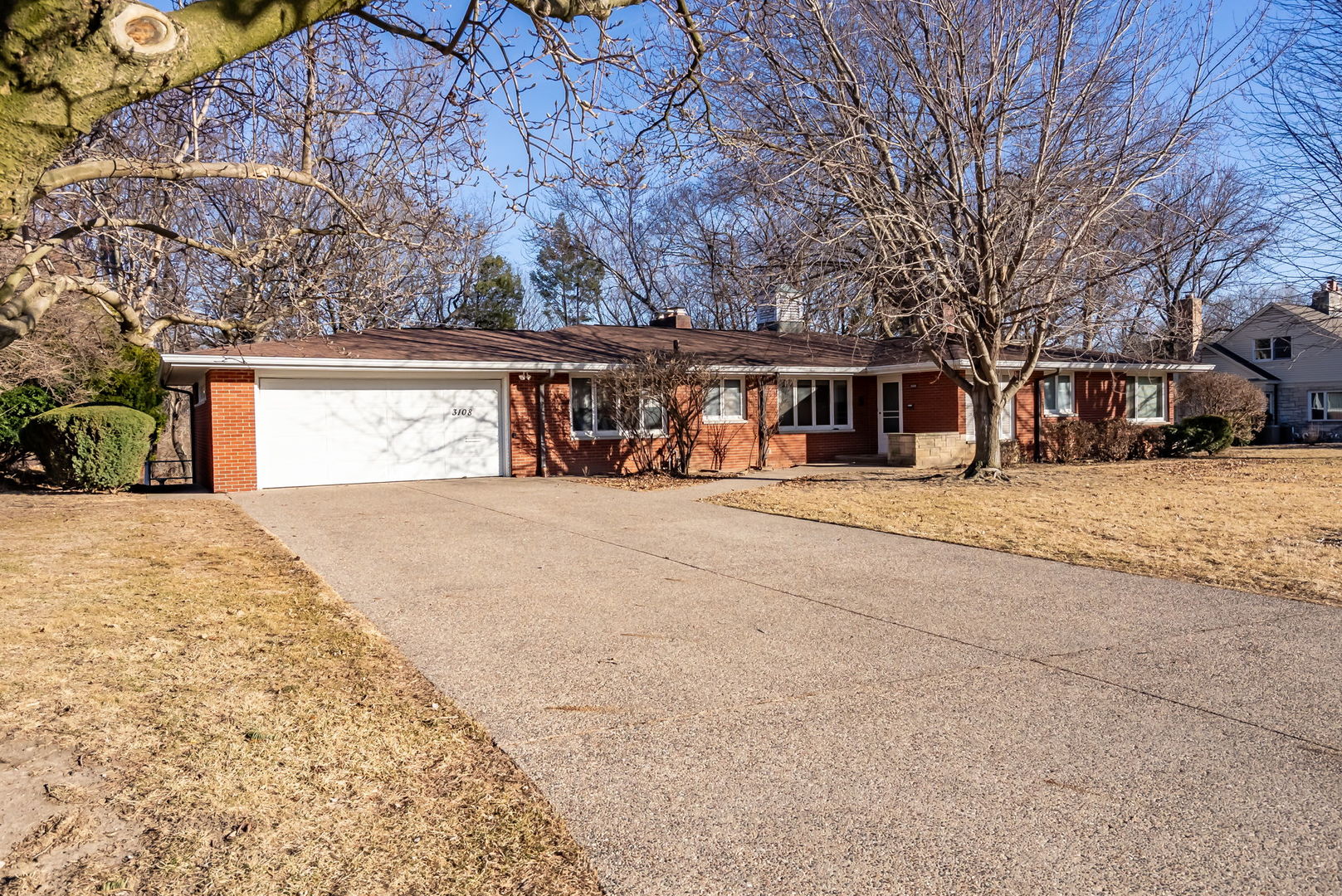 3108 26th Street Moline, IL 61265 - Photo 49 of 62 front view of a house with a yard
