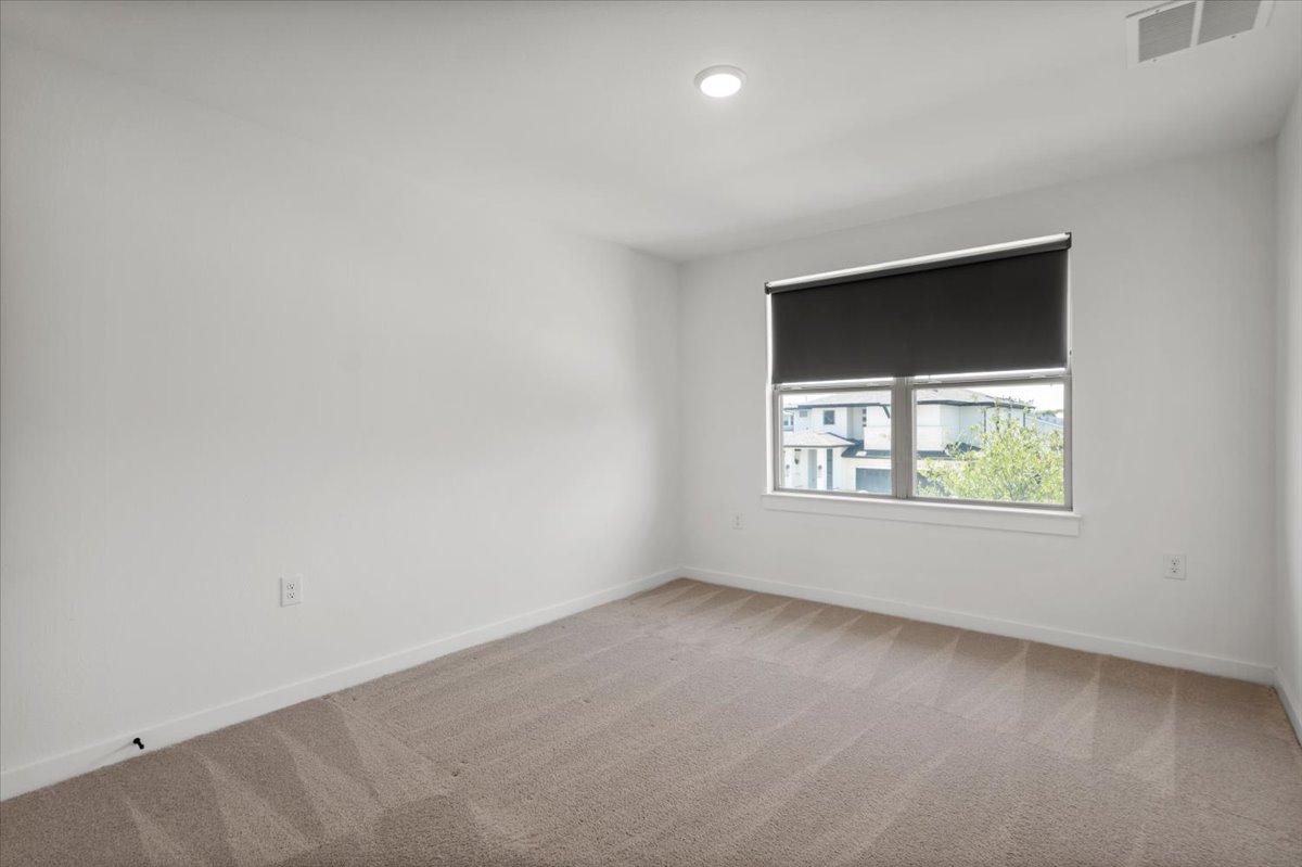 8320 Hubble Walk Austin, TX 78744 - Photo 26 of 39