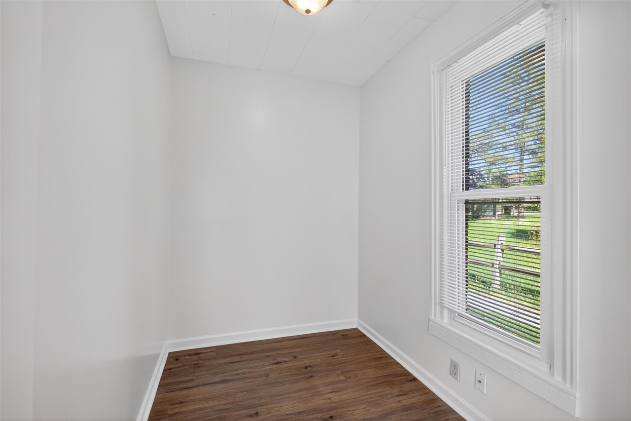 610 Backus Street Jackson, MI 49202 - Photo 25 of 53