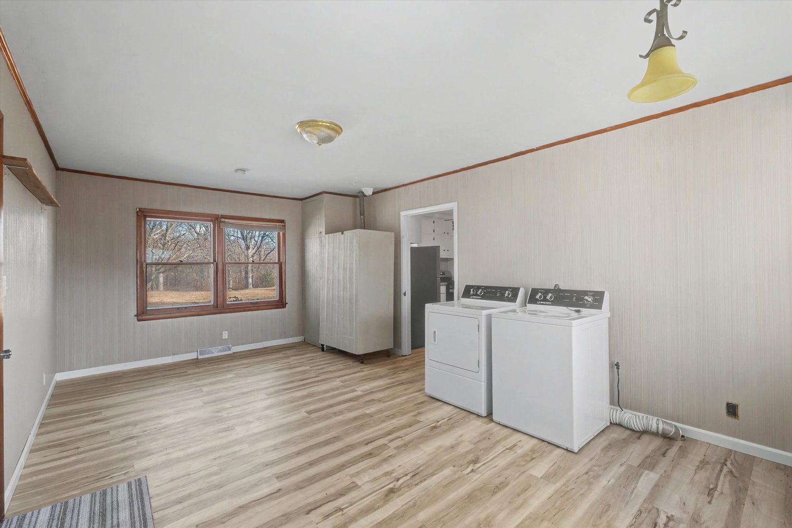 401 Oak Drive Roberts, IL 60962 - Photo 14 of 24