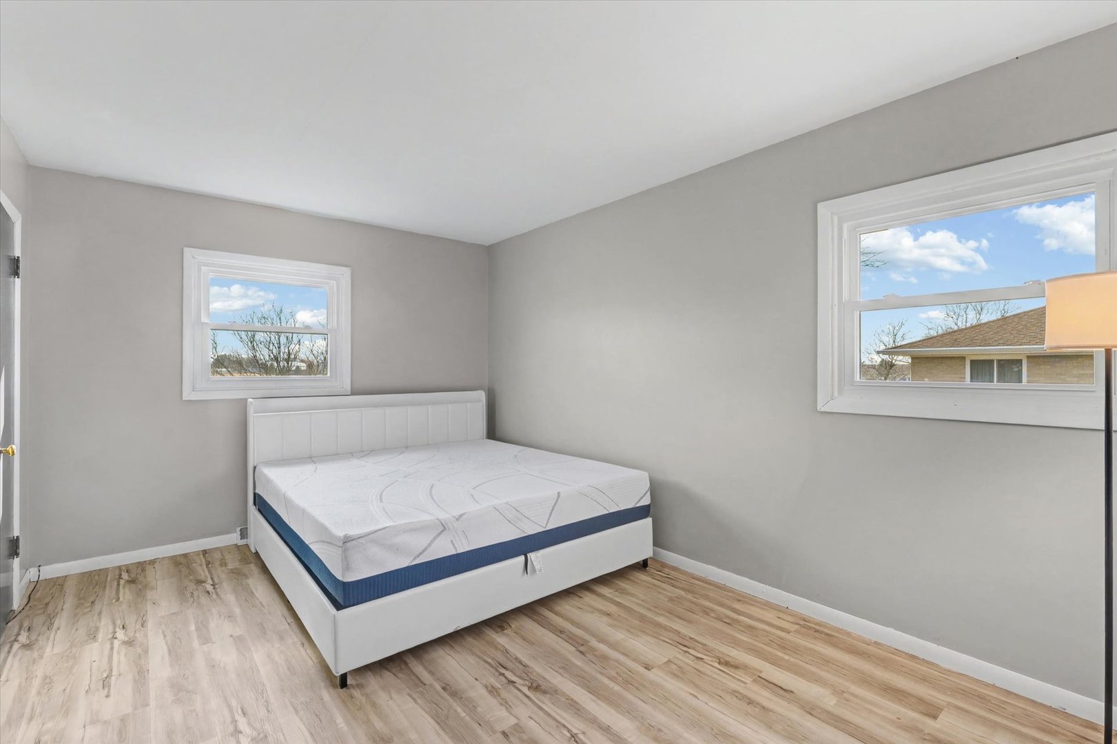 401 Oak Drive Roberts, IL 60962 - Photo 15 of 24