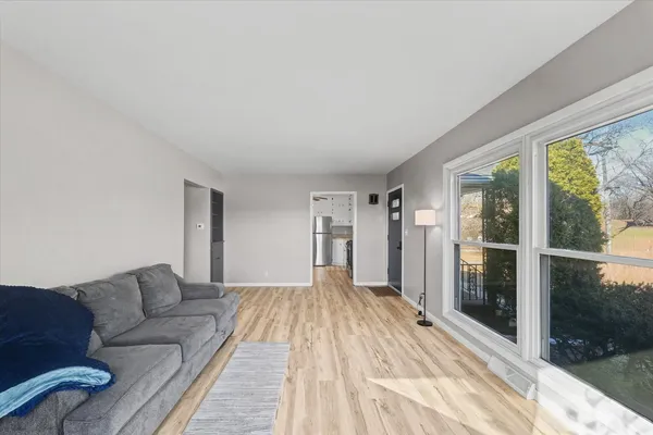 $99,000 | 401 Oak Drive, Roberts, IL 60962