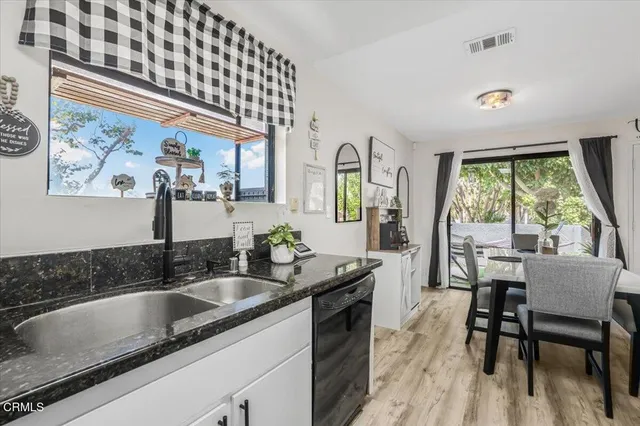 $529,900 | 717 Thoreau Lane, Ventura, CA 93003