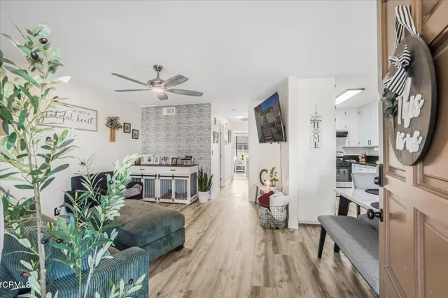 $529,900 | 717 Thoreau Lane, Ventura, CA 93003