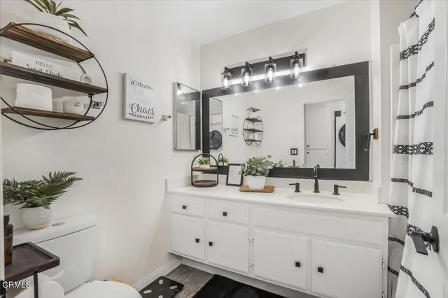 $529,900 | 717 Thoreau Lane, Ventura, CA 93003