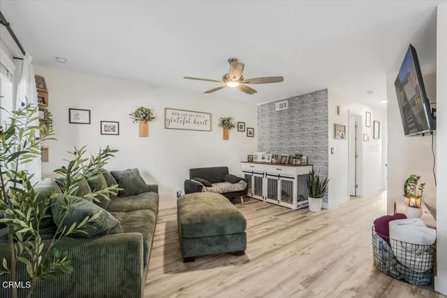 $529,900 | 717 Thoreau Lane, Ventura, CA 93003