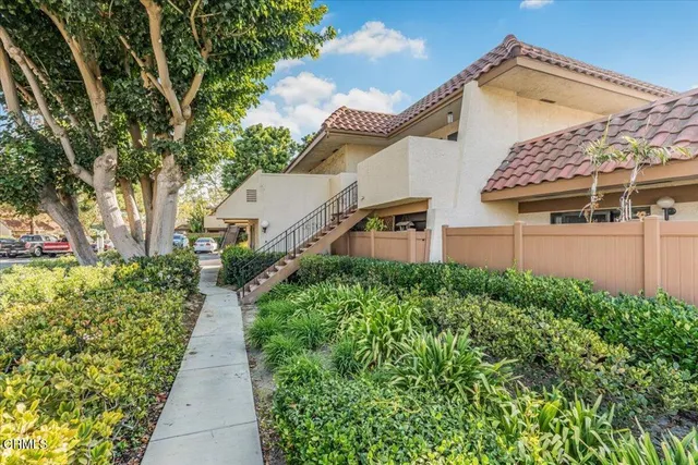 $529,900 | 717 Thoreau Lane, Ventura, CA 93003