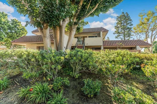 $529,900 | 717 Thoreau Lane, Ventura, CA 93003