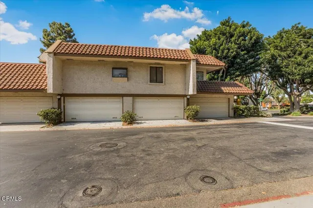 $529,900 | 717 Thoreau Lane, Ventura, CA 93003