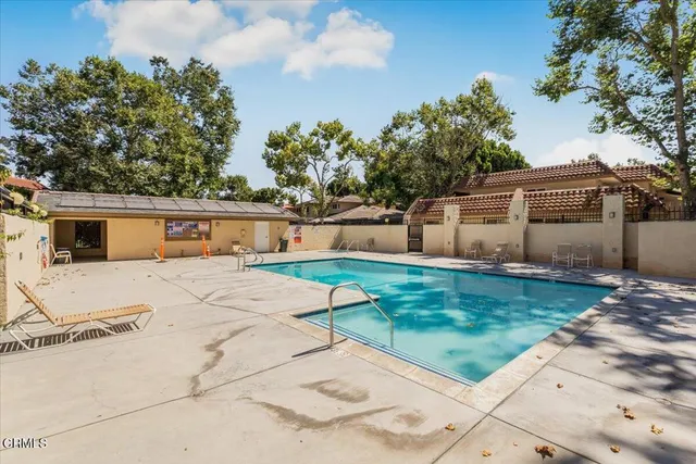 $529,900 | 717 Thoreau Lane, Ventura, CA 93003