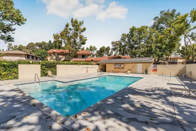 $529,900 | 717 Thoreau Lane, Ventura, CA 93003