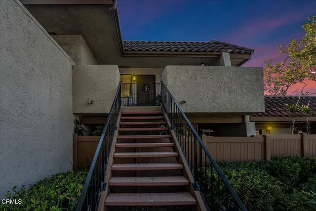 $529,900 | 717 Thoreau Lane, Ventura, CA 93003