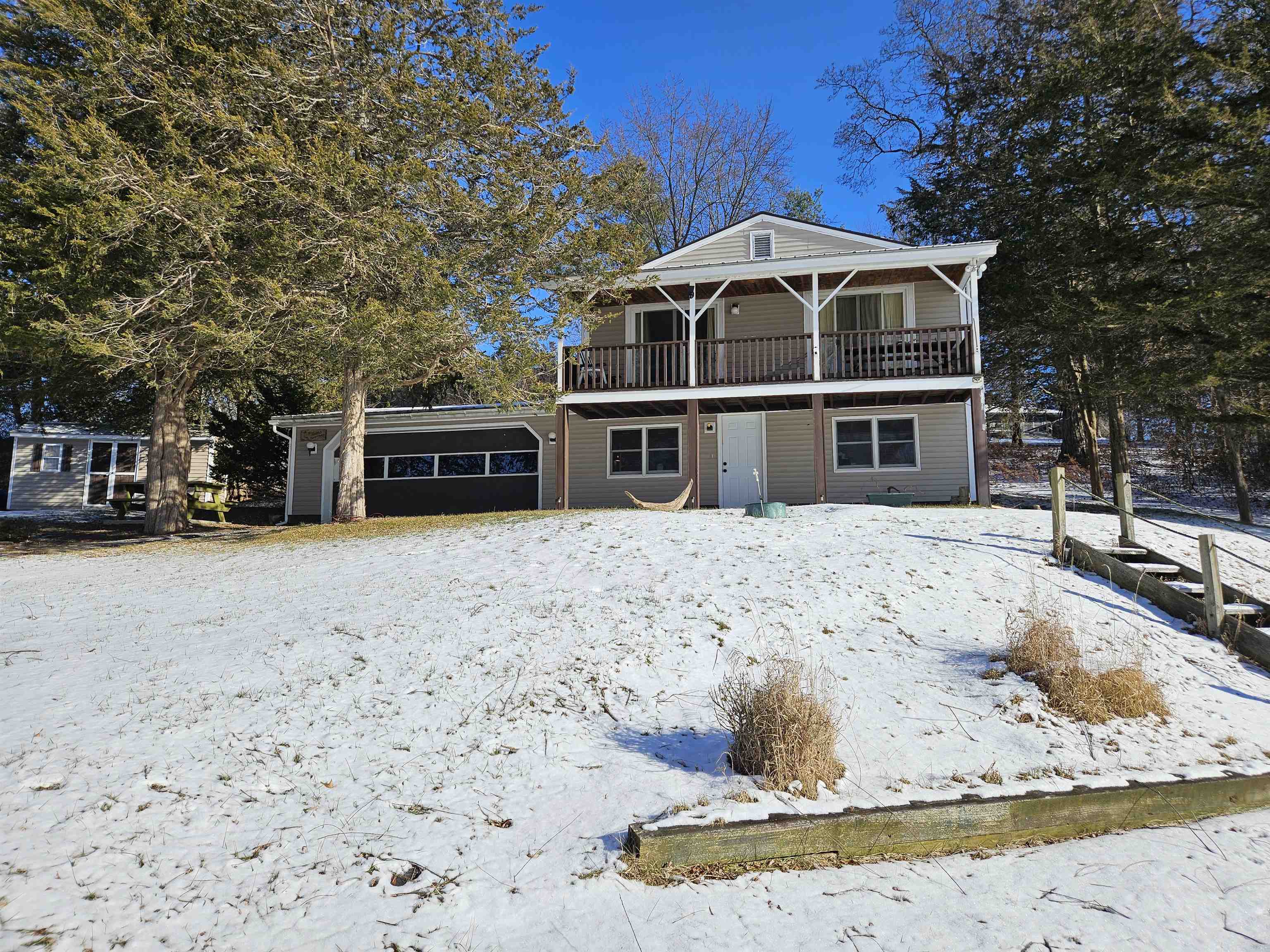 313 Jones Dock Road Bridport, VT 05734 - Photo 1 of 27 Gallery Image 1