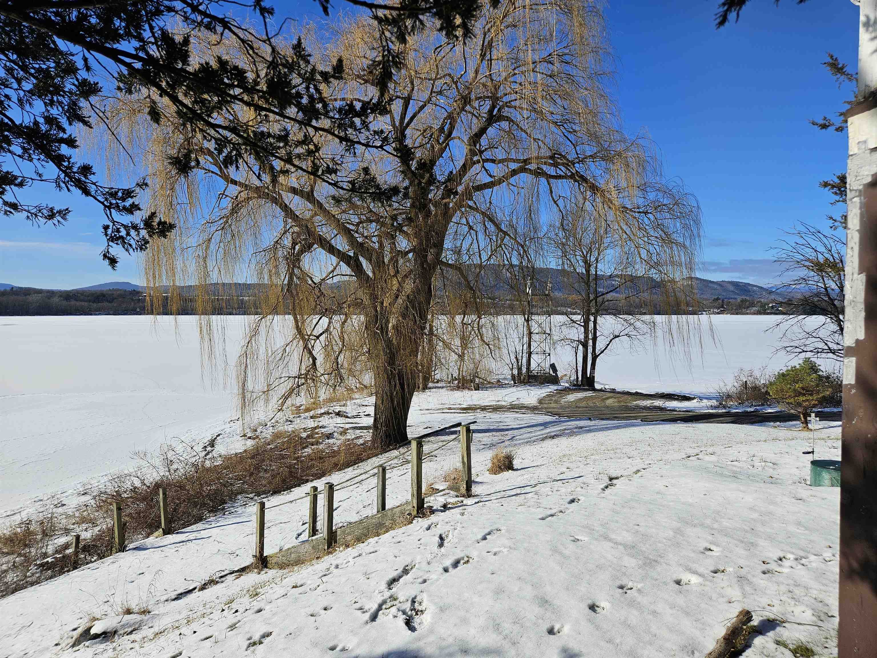 313 Jones Dock Road Bridport, VT 05734 - Photo 4 of 27 Gallery Image 4
