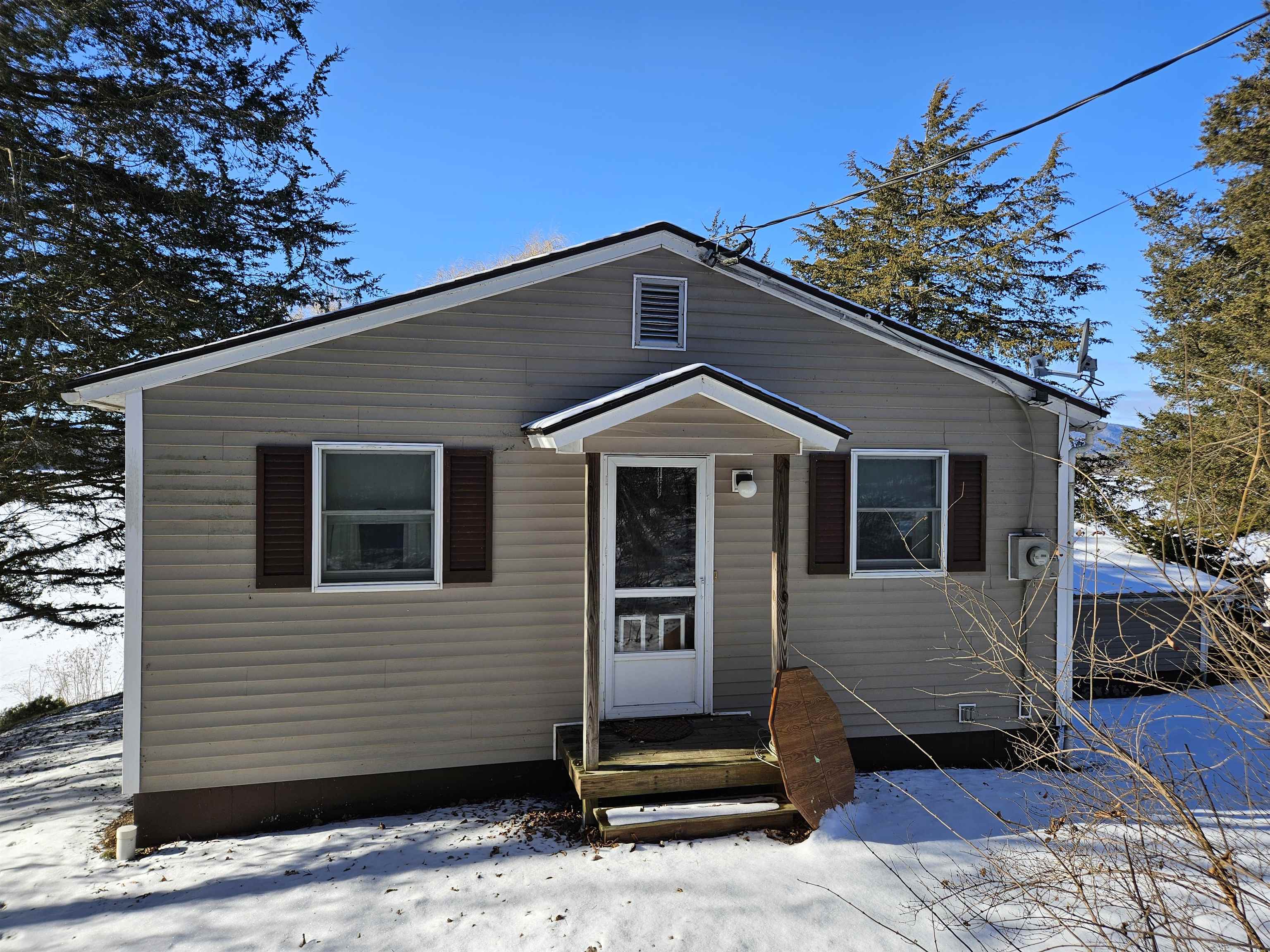 313 Jones Dock Road Bridport, VT 05734 - Photo 9 of 27 Gallery Image 9