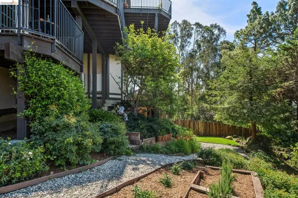 $3,295,000 | 6277 Wood Drive, Oakland, CA 94611
