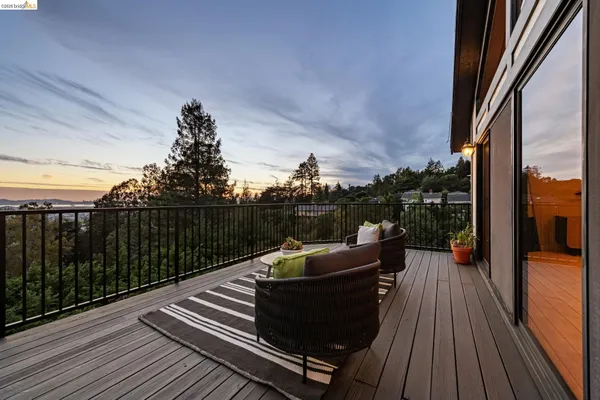 $3,295,000 | 6277 Wood Drive, Oakland, CA 94611