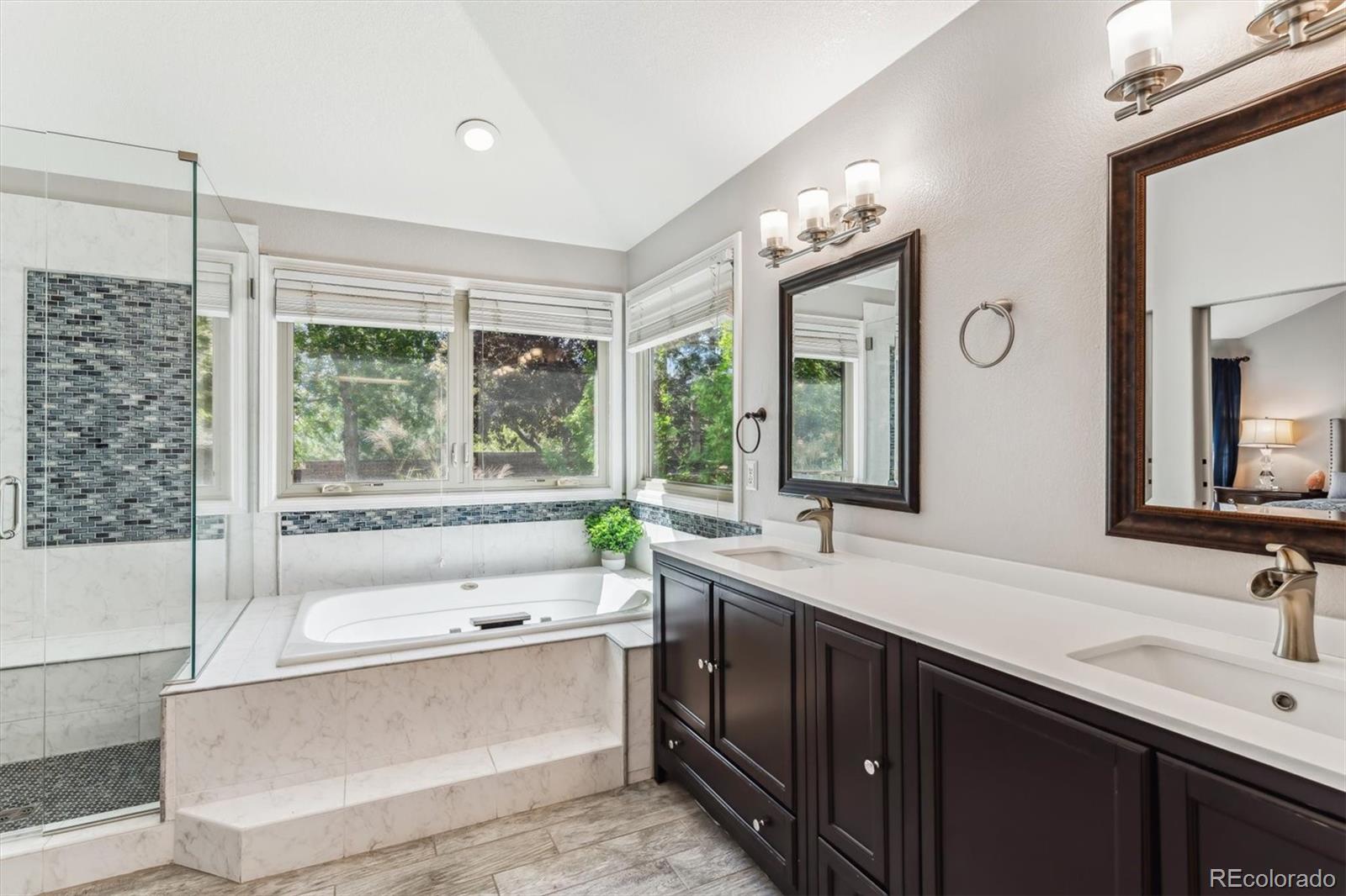 9725 Edgewater Place Lone Tree, CO 80124 - Photo 17 of 44