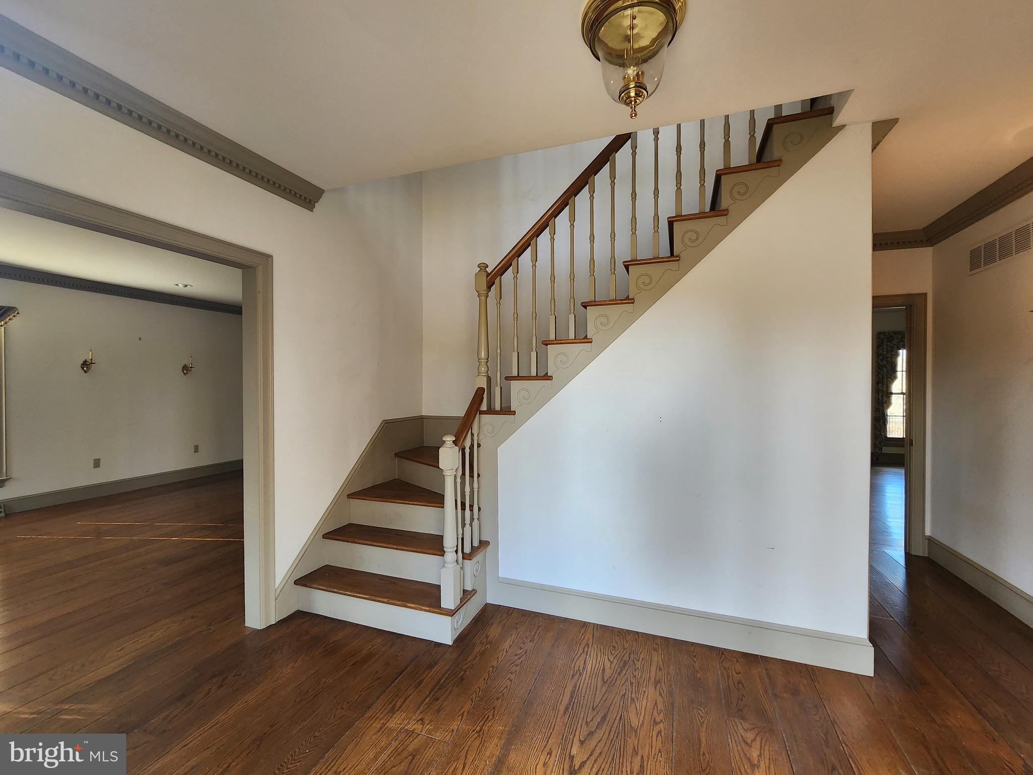 71 Pine Valley Road Dover, DE 19904 - Photo 11 of 40 Foyer