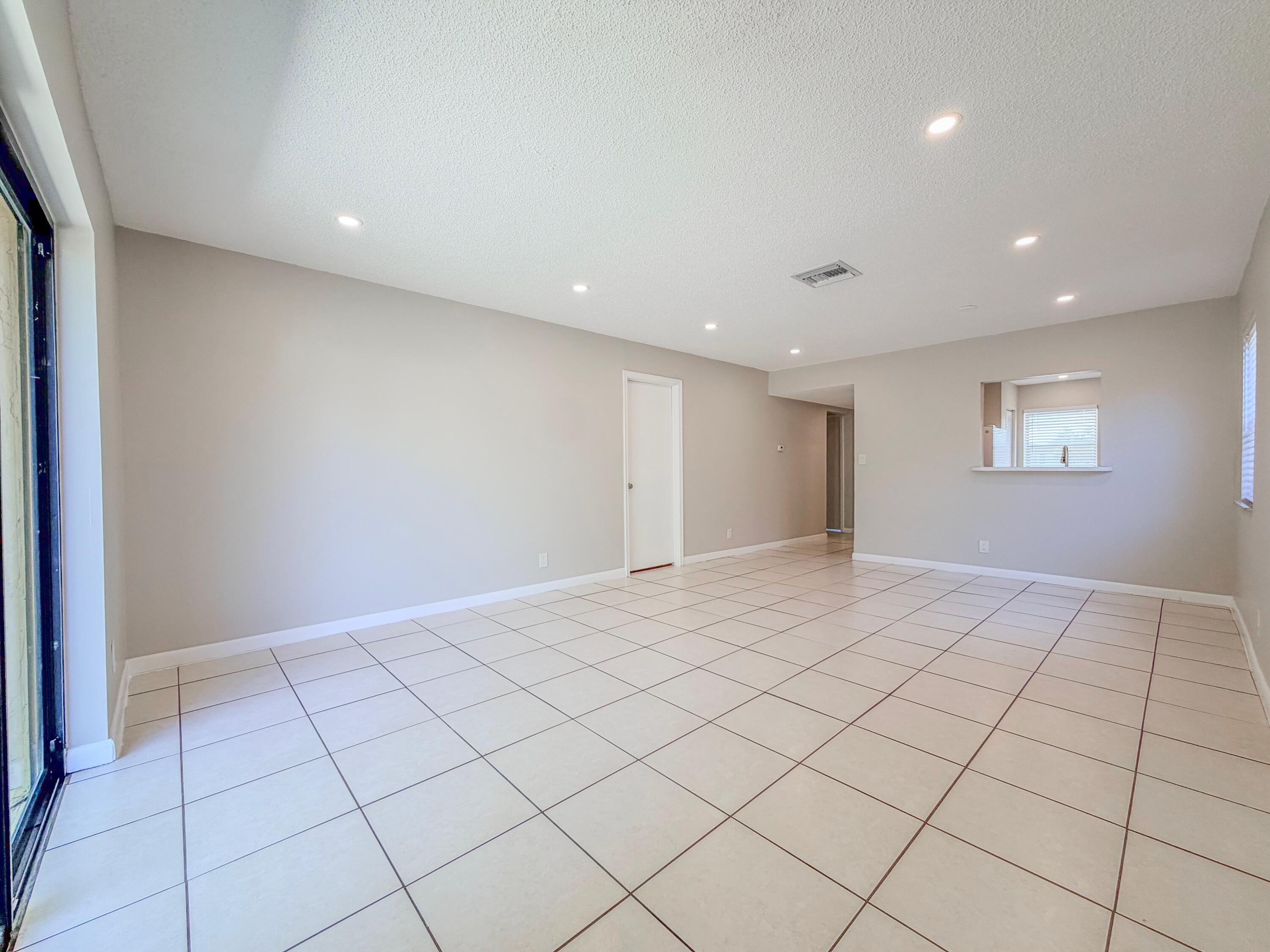 3148 North Dixie Highway Boca Raton, FL 33431 - Photo 6 of 16 IMG_3544