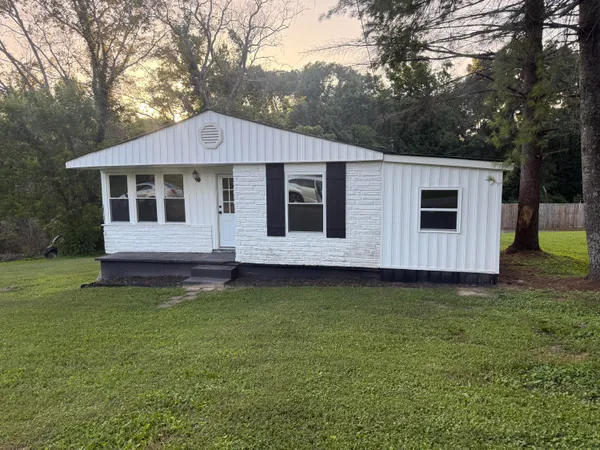 $129,999 | 901 Jacobs Avenue, Bridgeport, AL 35740