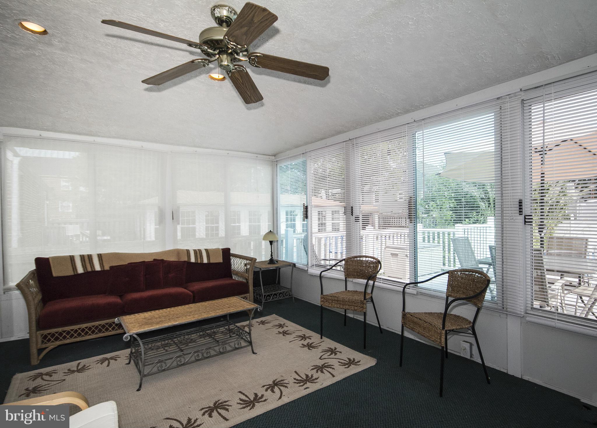 2906 Topaz Road Baltimore, MD 21234 - Photo 11 of 30 Sunroom