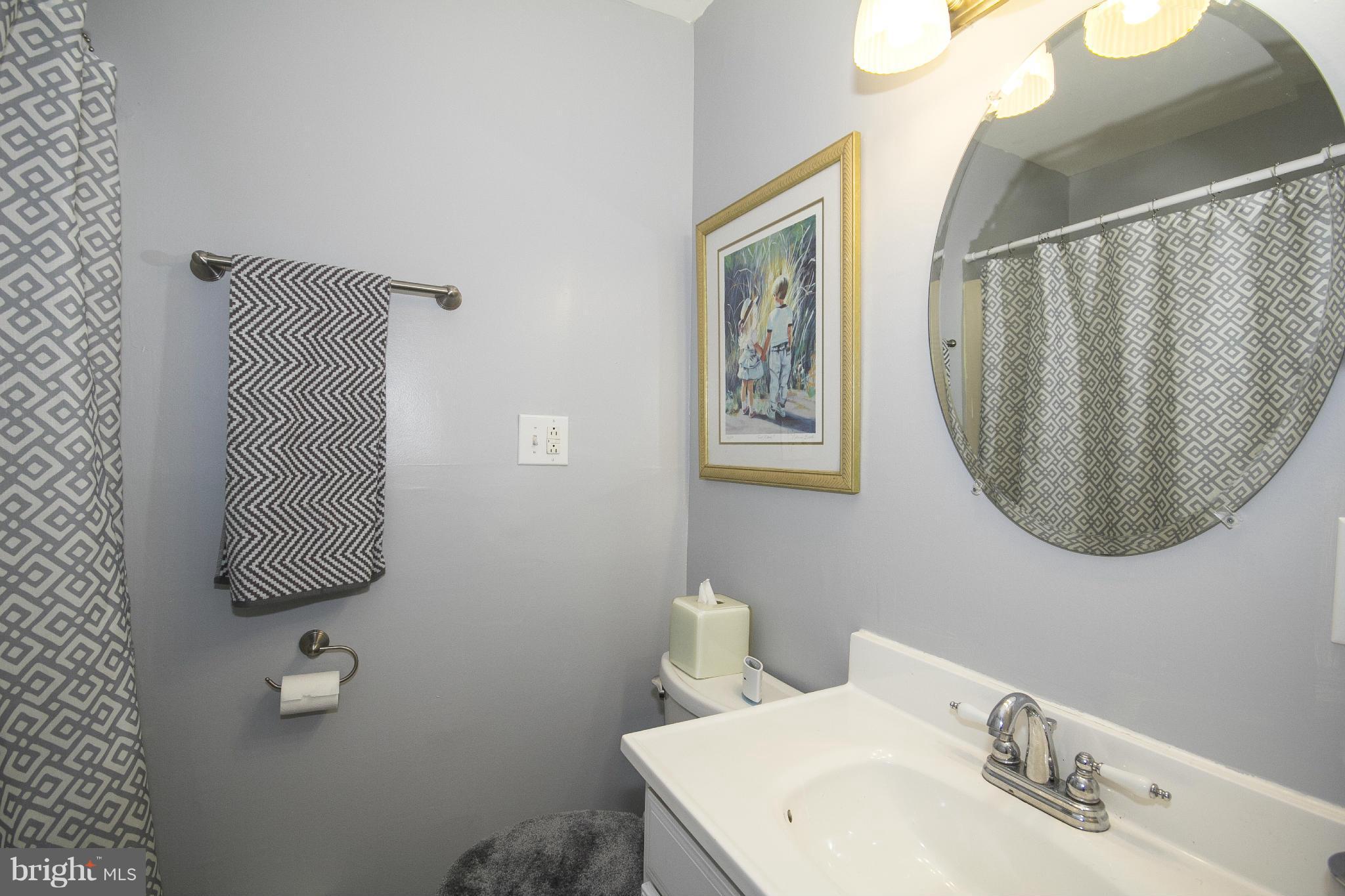 2906 Topaz Road Baltimore, MD 21234 - Photo 14 of 30 1st Full Bath