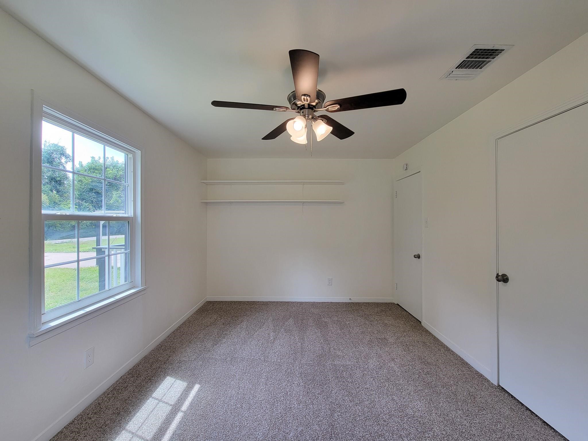 725 Cahill Road Angleton, TX 77515 - Photo 22 of 42 Gallery Image 22